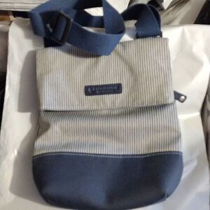 Timbuk2 crossbody bag